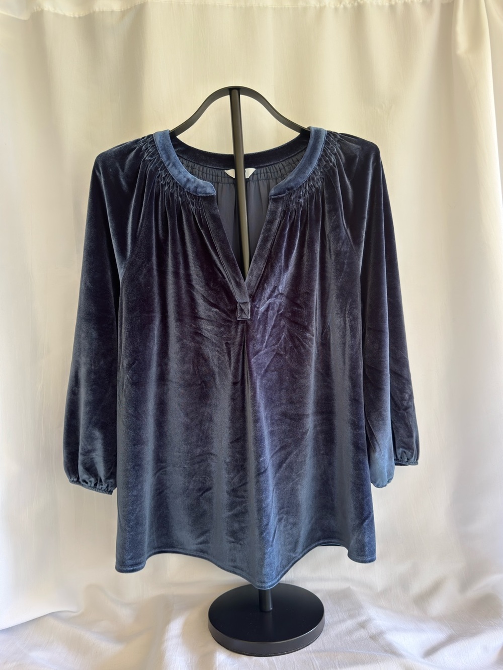 Crown & Ivy Velvet Peasant Blouse - Navy Blue L